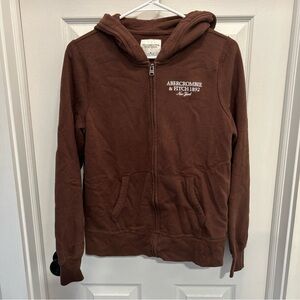 Abercrombie and Fitch Zip Up Hoodie Size Medium Brown with Chest Logo Preppy